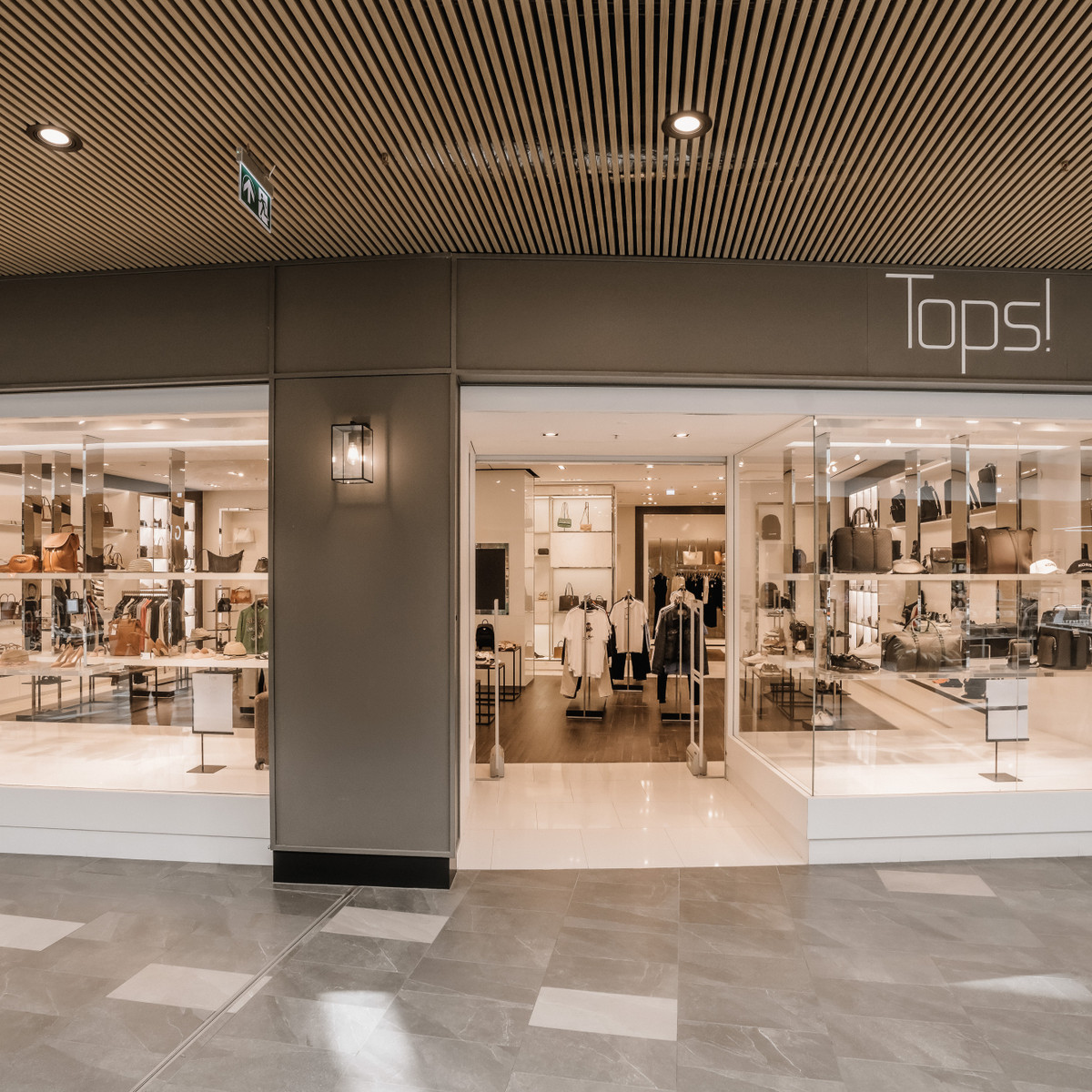 Tops — nuotrauka 1